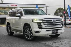 2022 Toyota Landcruiser Sahara ZX
