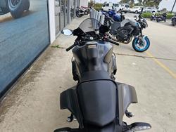 2025 Yamaha YZF-R1 Black