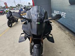 2025 Yamaha YZF-R1 Black