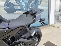 2025 Yamaha YZF-R1 Black