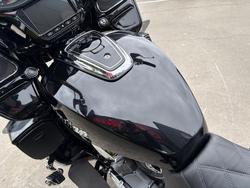 2023 Indian PURSUIT LIMITED PREMIUM BLACK METALLIC