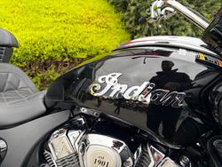 2023 Indian PURSUIT LIMITED PREMIUM BLACK METALLIC