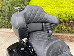 2023 Indian PURSUIT LIMITED PREMIUM BLACK METALLIC