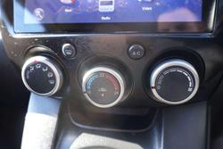 2013 Mazda 2 Maxx Sport
