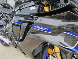 2026 Yamaha YZF-R1 M Black