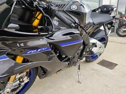 2026 Yamaha YZF-R1 M Black