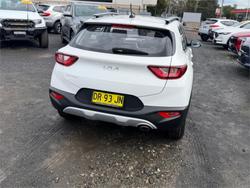 2024 KIA STONIC S