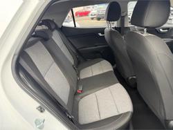 2024 KIA STONIC S