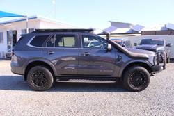 2022 Ford Everest Platinum