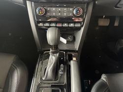 2025 Mahindra XUV700 AX7