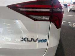 2025 Mahindra XUV700 AX7