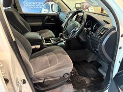 2021 Toyota LANDCRUISER LC200 4.5L T/D A/T GXL