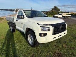 2025 Mitsubishi Triton GLX