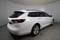2018 Holden Commodore LT