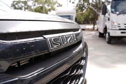 2025 Isuzu D-MAX X-RIDER