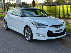 2014 Hyundai Veloster +