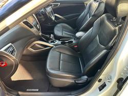 2014 Hyundai Veloster +
