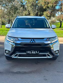 2020 Mitsubishi Outlander LS