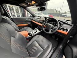 2024 Mitsubishi Outlander Exceed Tourer