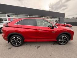 2023 Mitsubishi Eclipse Cross PHEV XLS PLUS