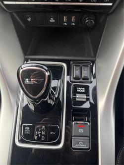 2023 Mitsubishi Eclipse Cross PHEV XLS PLUS