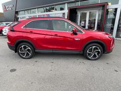2023 Mitsubishi Eclipse Cross PHEV XLS