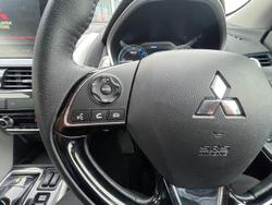 2023 Mitsubishi Eclipse Cross PHEV XLS
