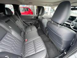 2025 Mitsubishi Outlander Exceed