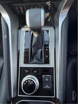 2024 Mitsubishi Pajero Sport Exceed