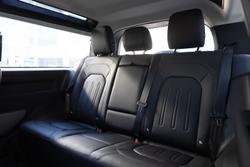 2021 Land Rover Defender 90 D300 SE