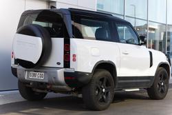 2021 Land Rover Defender 90 D300 SE