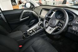 2025 Mitsubishi Pajero Sport GLX