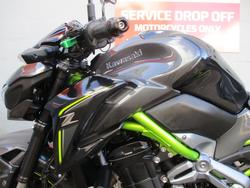 2018 Kawasaki ZR 900 BLACK