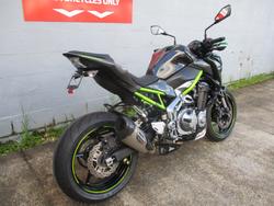 2018 Kawasaki ZR 900 BLACK