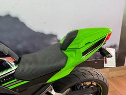 2016 Kawasaki NINJA 300 ABS GREEN