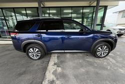 2024 Nissan Pathfinder Ti