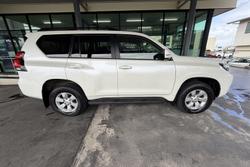 2023 Toyota Landcruiser Prado GXL
