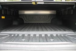 2025 Isuzu D-MAX X-TERRAIN