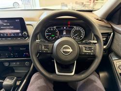 2022 Nissan X-TRAIL ST