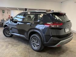 2022 Nissan X-TRAIL ST