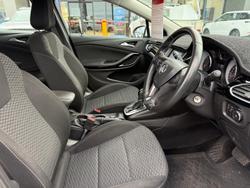 2017 Holden Astra R