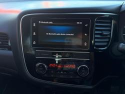 2018 Mitsubishi Outlander ES