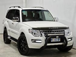 2017 Mitsubishi Pajero Exceed