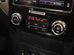 2017 Mitsubishi Pajero Exceed