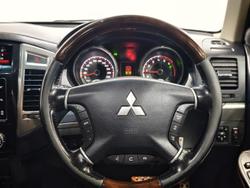 2017 Mitsubishi Pajero Exceed