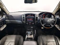 2017 Mitsubishi Pajero Exceed