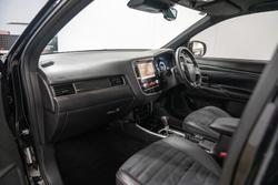 2019 Mitsubishi Outlander Black Edition