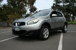2012 Nissan Dualis ST