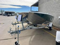 2026 QUINTREX F390 Outback Explorer