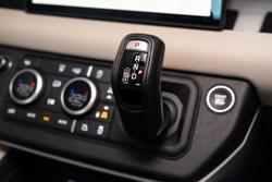 2024 Land Rover Defender 110 D300 X-Dynamic SE